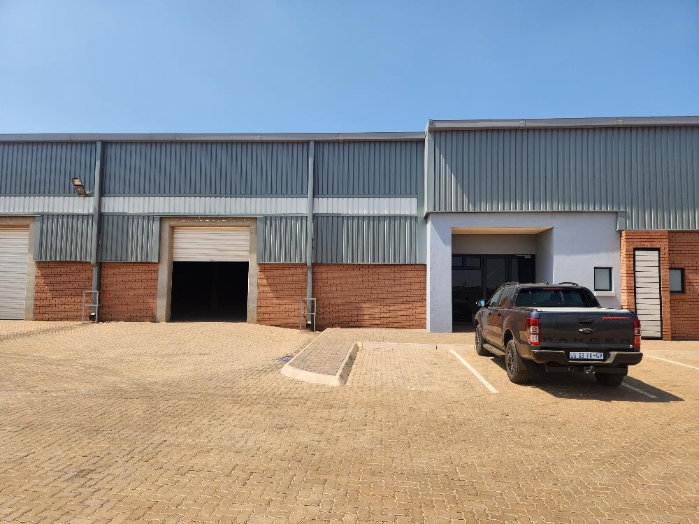 Olifantsfontein, Midrand Property : Industrial property to rent in ...