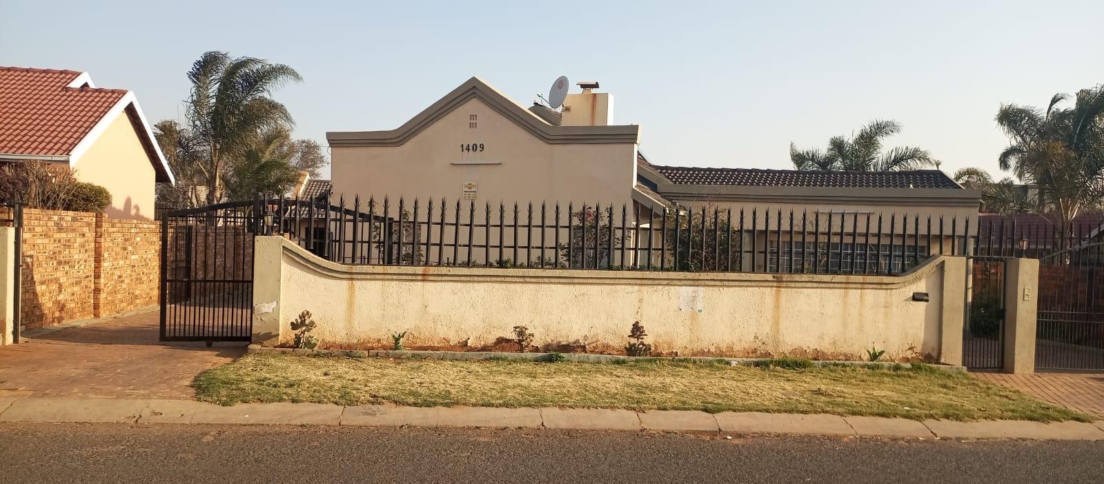 Lenasia South Property Property and houses for sale in Lenasia South