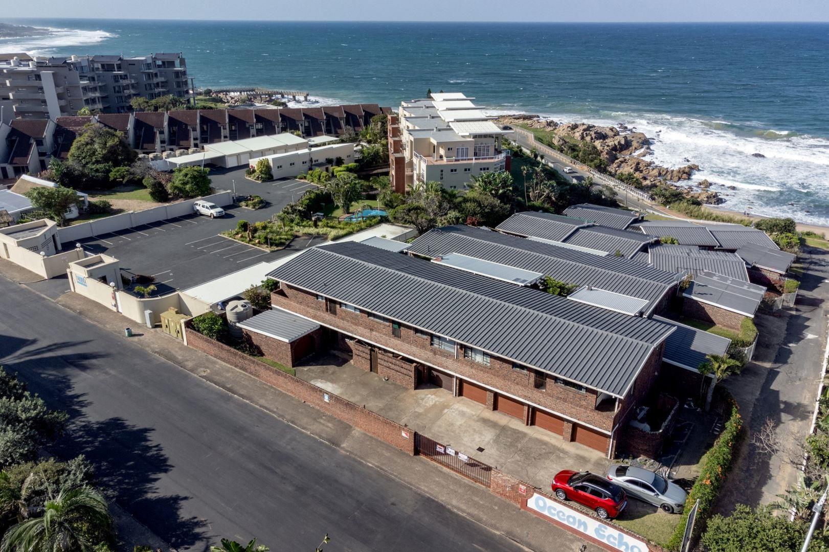 3 Bedroom Townhouse for sale in Margate P24113325583