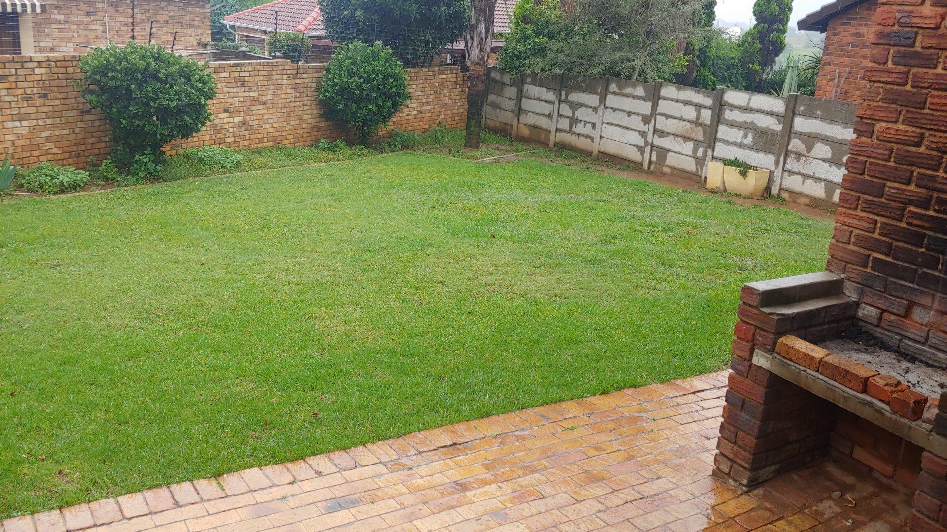 Townhouses to rent in Roodepoort Roodepoort Property