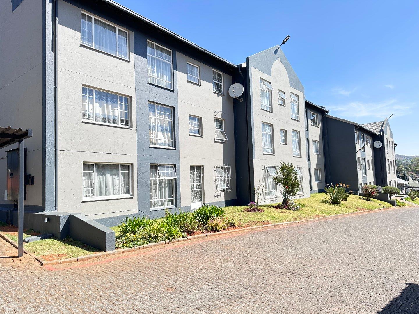 Weltevreden Park Property : Apartments / flats for sale in Weltevreden ...