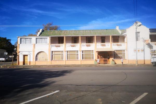 The Hotel was Build in the early 1800.
Beautiful old building with lots of potential and Oregon pine and yellow wood throughout the ...