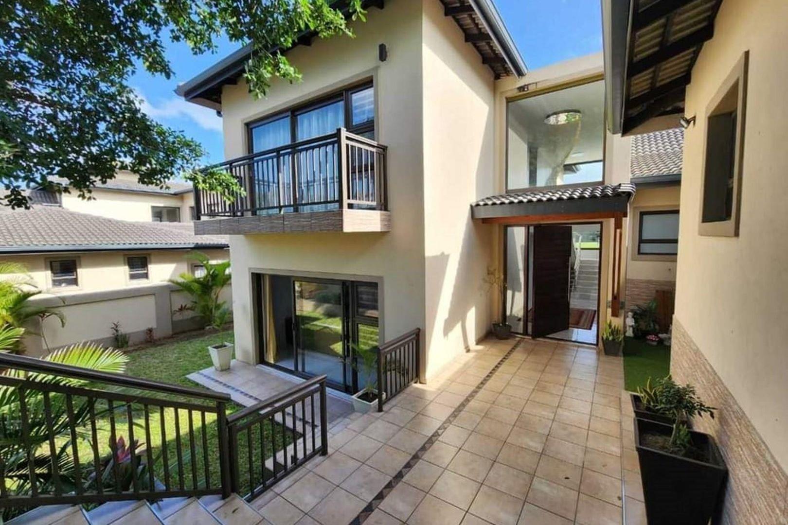 4 Bedroom House for sale in Mzingazi Golf Estate 5 Pinehurst Corner