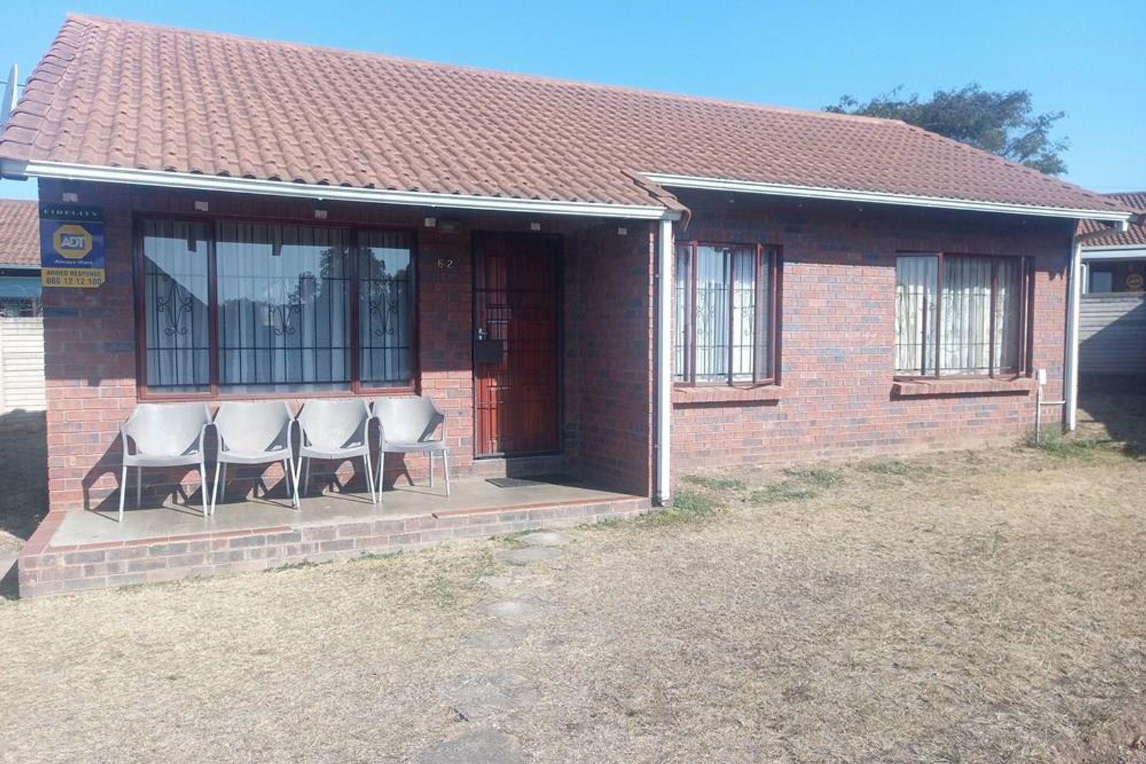 3 Bedroom Townhouse for sale in Cleland P24113117688