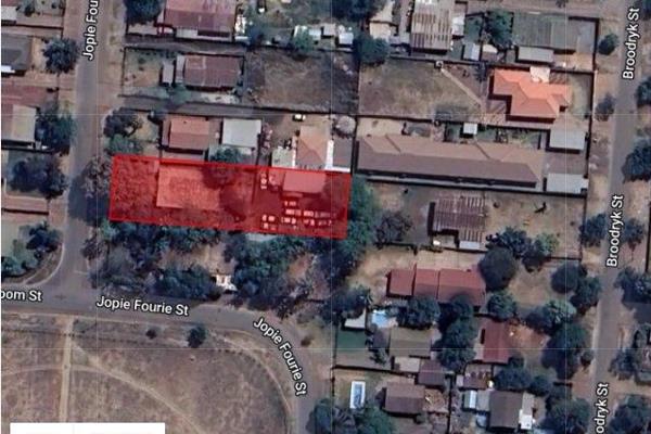 1276m2 LAND FOR SALE! (with poor condition structure)

This size land (1276m2) can be developed into 4 to 20 residential units – ...