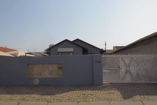 The property is seating comfortably in Kagiso extension 6 Power station. The property is relatively very close to the mall, Kagiso ...