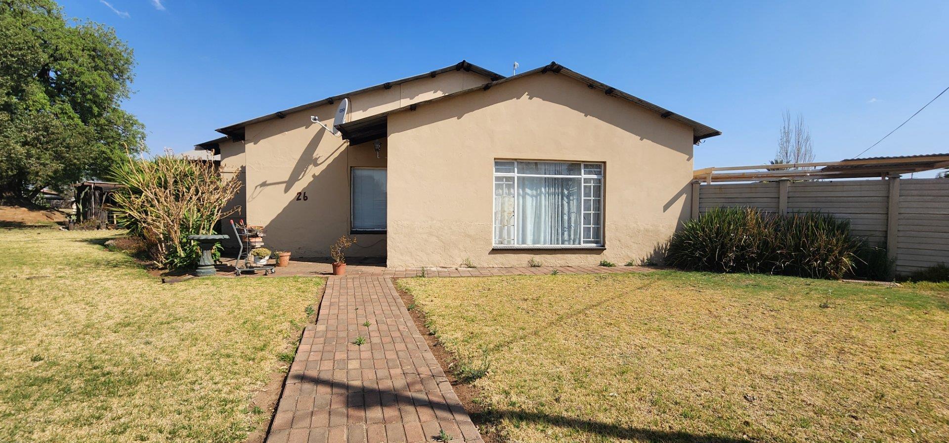 3 Bedroom House for sale in Riversdale - P24-113340745