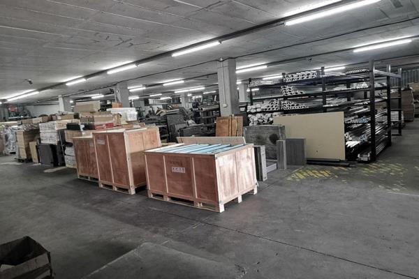 Kopp Commercial is pleased to offer this factory for sale in New Germany.

Size - 1585sqm (R4669 per square)
Power - 600amps
Perfect ...