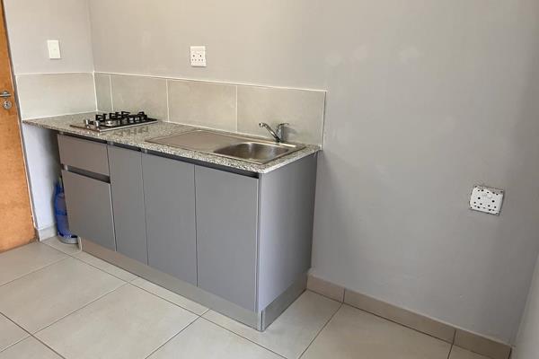 One bedroom flat with kitchen and bathroom is available for rental eDambuza, Edendale ...