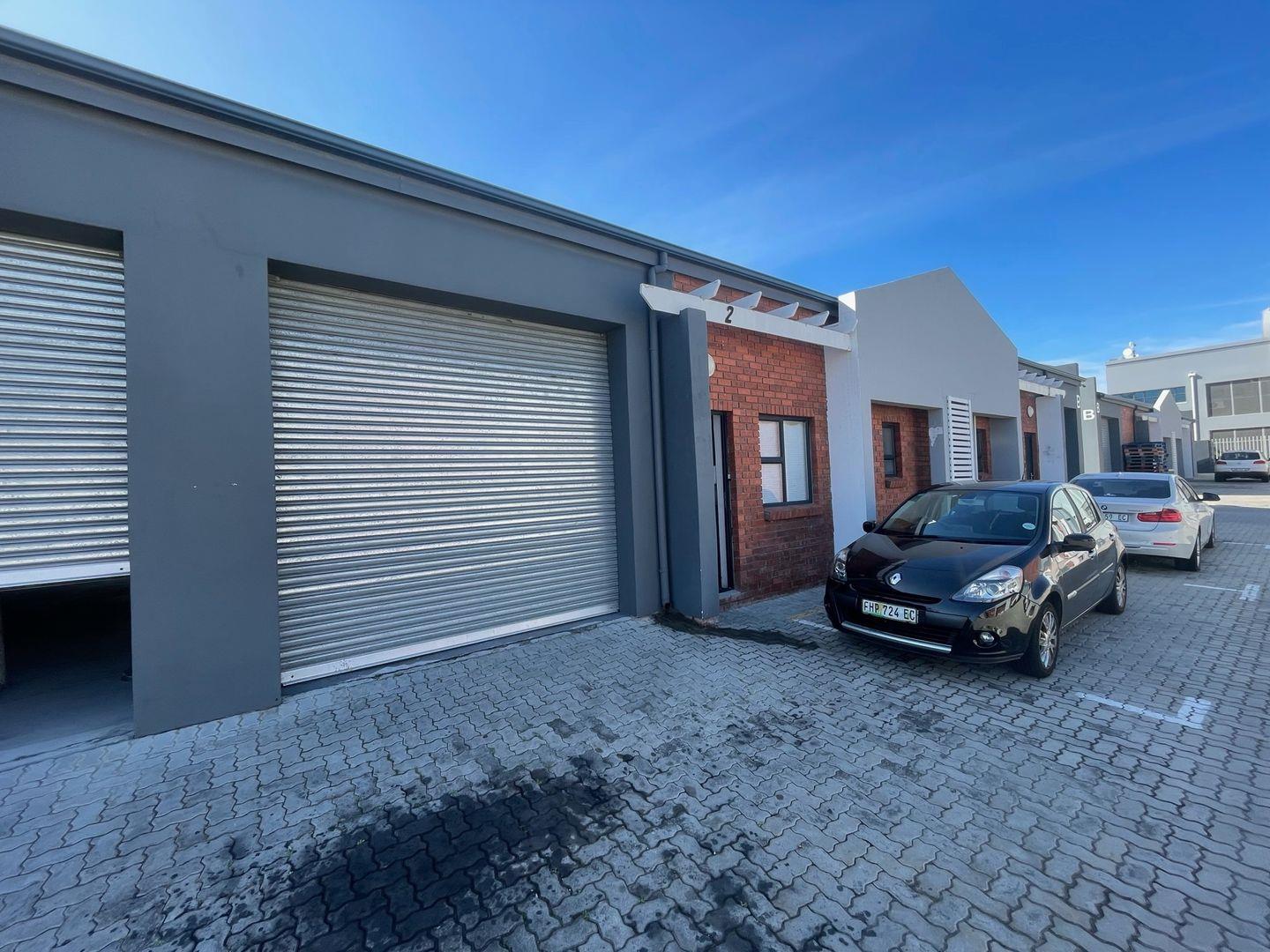 Industrial property to rent in Fairview - 11 Butterfield Crescent