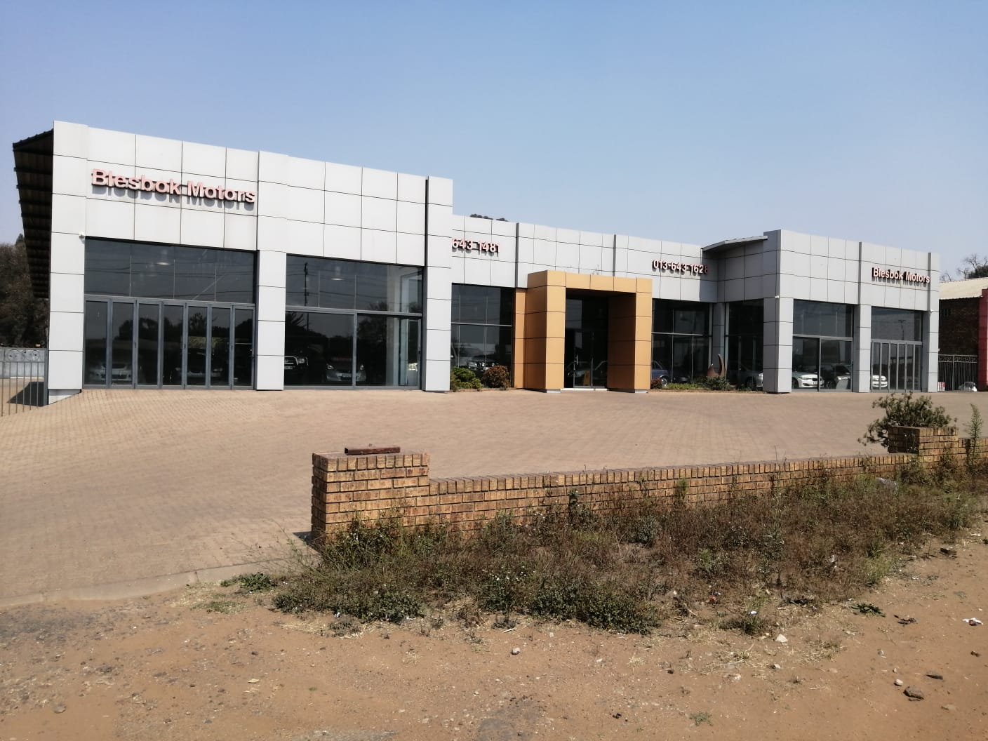 Commercial Property to Rent in Ogies