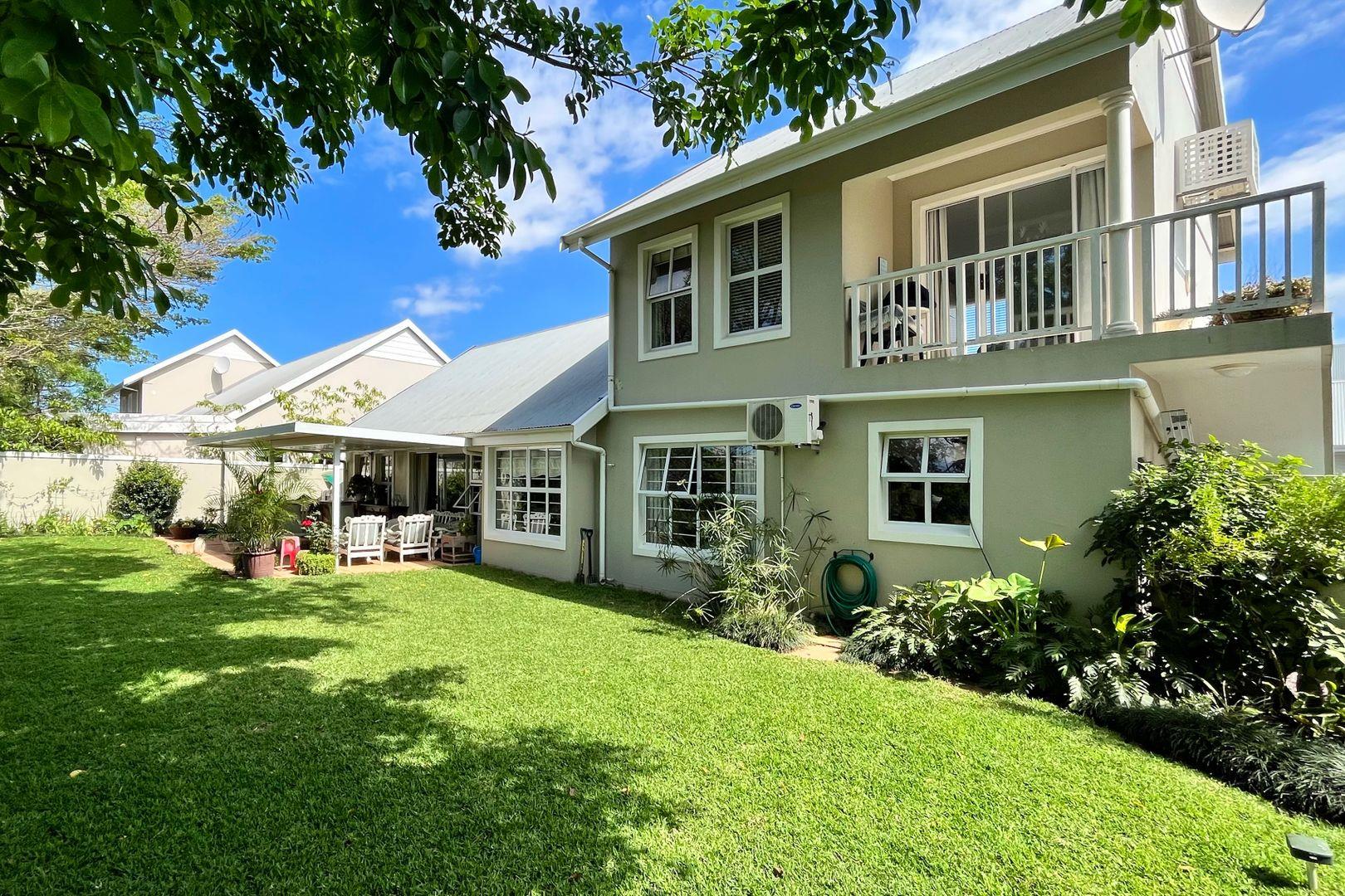 4 Bedroom House for sale in Caledon Estate P24113349637