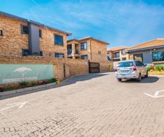 Apartment / Flat for sale in Rynfield AH