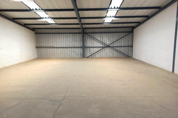 Available from 01 January 2025

Midrand Warehouse with offices for rent in close proximity to Midrand motorways and K101

Premises ...