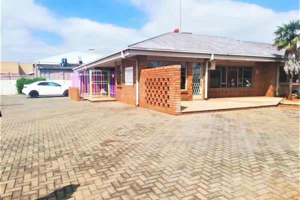 **Exceptional Investment Opportunity in Potchefstroom Central!**

Discover a versatile property with business rights, currently ...