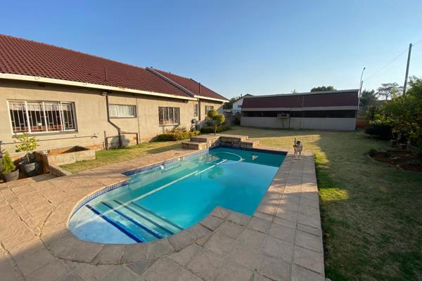 This lovely three bedroom family home is situated in Rensburg near all amenities, This property consists of three spacious bedrooms all ...