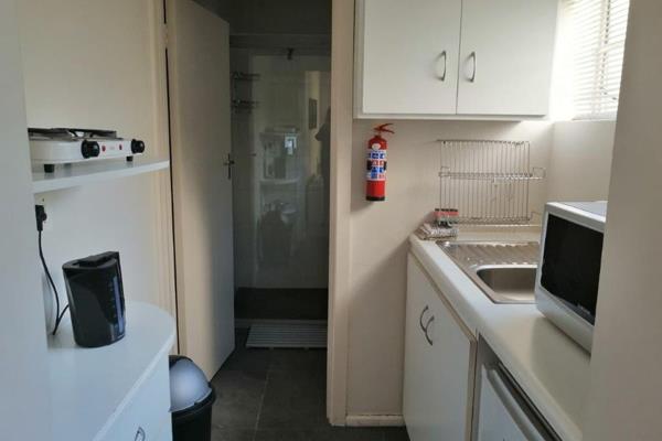 FLATLET 1

OCCUPATION: FEBRUARY

Please send me an email to arrange a viewing

This property consists of the following: 
BACHELOR / ...