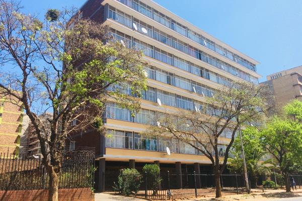 Investement property in pretoria  central!!!

Here We have a spacious 77 Sqm 2.5 ...