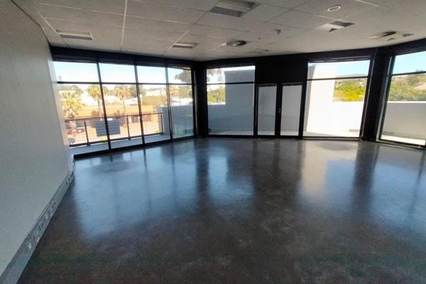 This excellent office space is now available for lease in one of the most sought-after ...