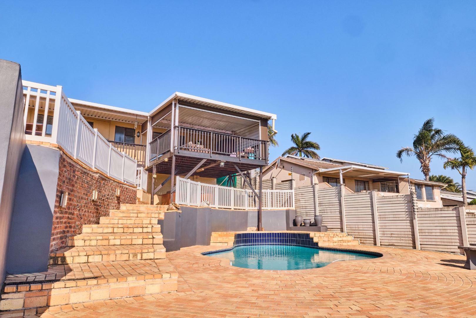 3 Bedroom House for sale in Bluff P24113378401