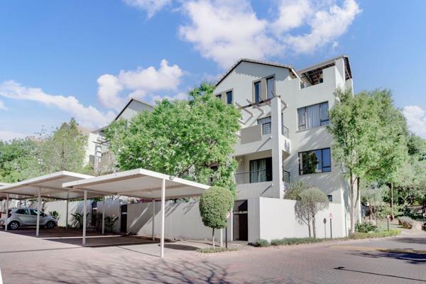 TENANT IN PLACE Gorgeous 1 bedroom Lonehill apartment in a prime location. This spacious ...