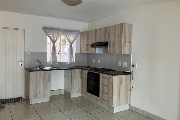 This ground floor unit is ready for occupation from 1 Jan 2025.
It offers 1 bedroom; 1 ...