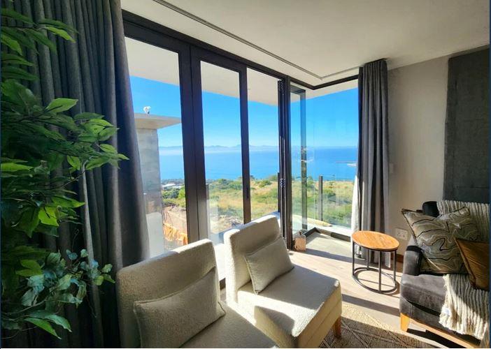 Mossel Bay Central Property Property and houses for sale in Mossel