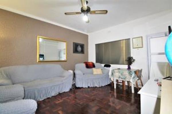 ?? Investment Opportunity: Neat 1 Bedroom Apartment in Townsend Estate, Goodwood - R 795 000

Discover the perfect investment ...