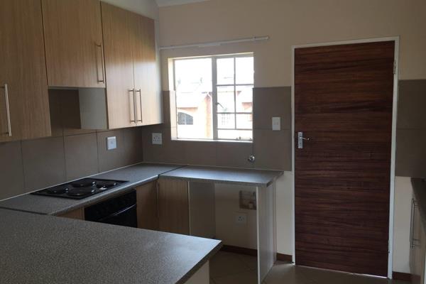 Monavoni; 2 Bedrooms. ! Bog Full Bath Room, Big Lounge with Fibre And DSTV Connections ...