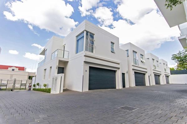 If you want a modern home, close to schools (Redhill, Crawford, French school, Curro), shops, gyms and Sandton hub, with great ...