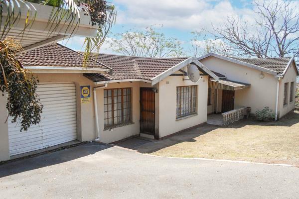 This spacious family home is PRICED to SELL at ONLY R850,000! 

Low rates - ONLY 617 p/m!!

This home offers 3 bedrooms, 2 bathrooms ...