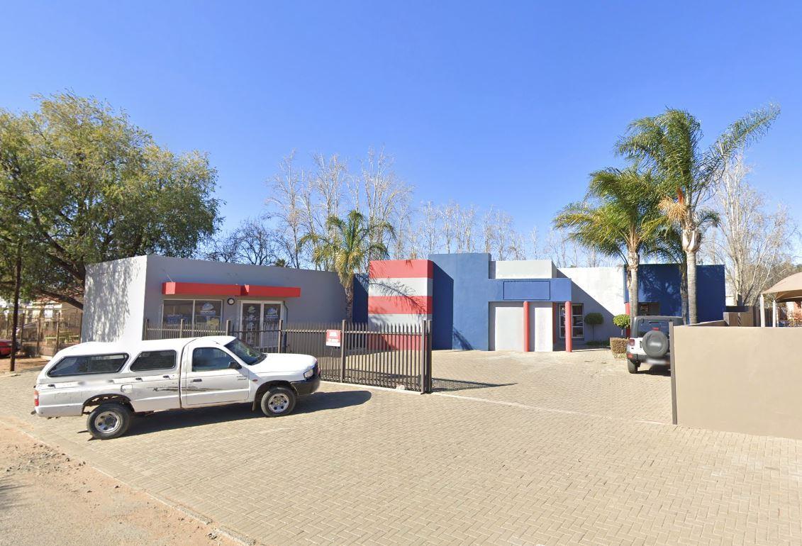 Commercial property on auction in Albertynshof - 45 Long Street