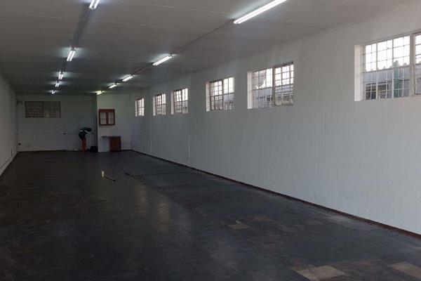 Looking for the perfect location for your business? 
This is the property you need. Located in a very busy street in Polokwane central ...