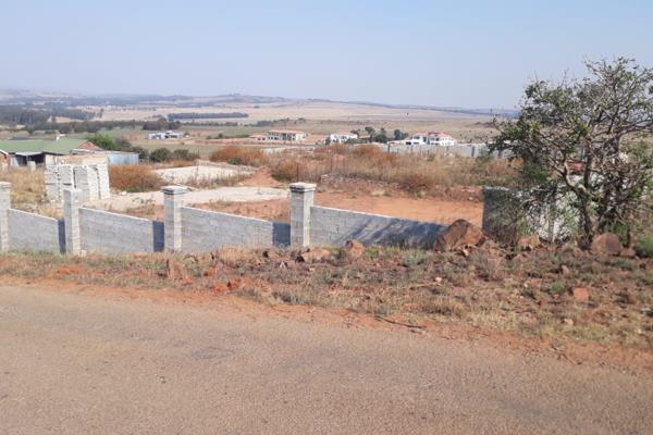 1 Hectare stand in Walkerville Manor up for grabs. 

Half of the property has a wall around it, and the foundations and floor slab ...