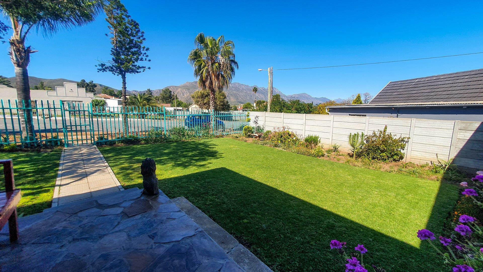 3 Bedroom House for sale in Ashton P24113408892