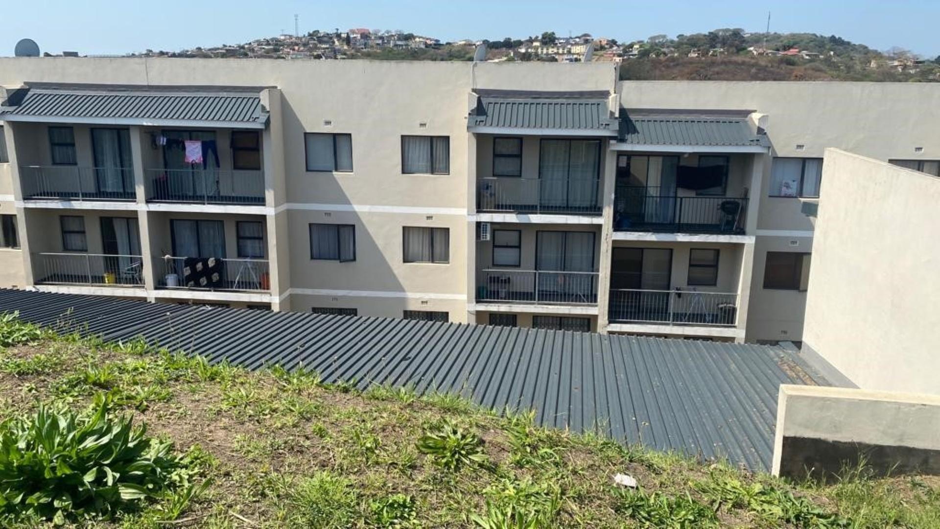 2 Bedroom House for sale in Newlands East P24113409253