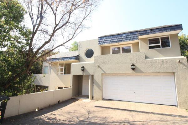 4 Bedroom Townhouse for Rent in Dainfern Golf Estate

Private 4 bedroom townhouse for rent offering 2 family bedrooms downstairs ...