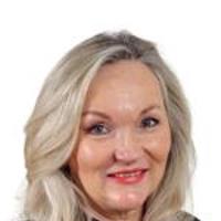 Agent profile for Avril Warman