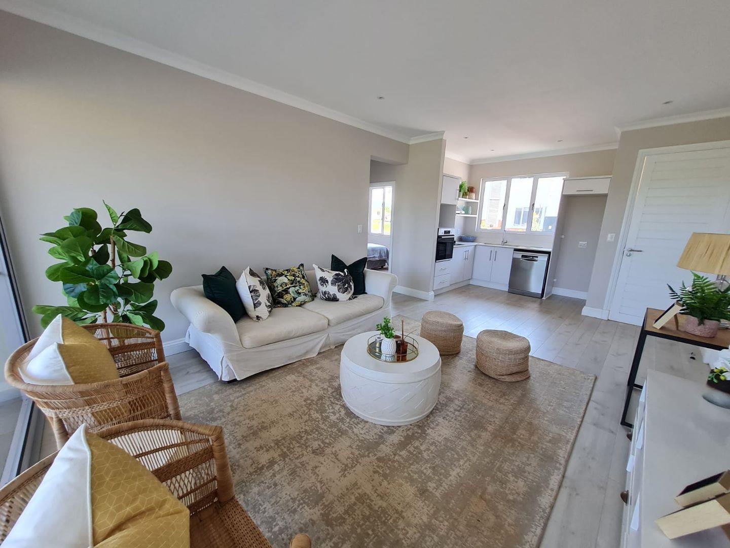 2 Bedroom House for sale in Mount Retirement Village P24