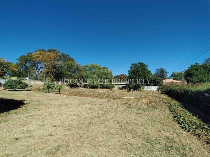 Vacant Land / Plot for Sale in Hillside