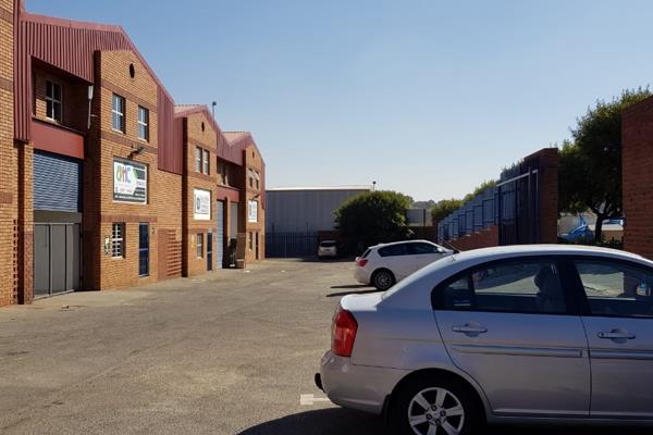 This secure warehouse with adjoining office space is available immediately. Located in Founders View, Modderfontein within Simons park ...