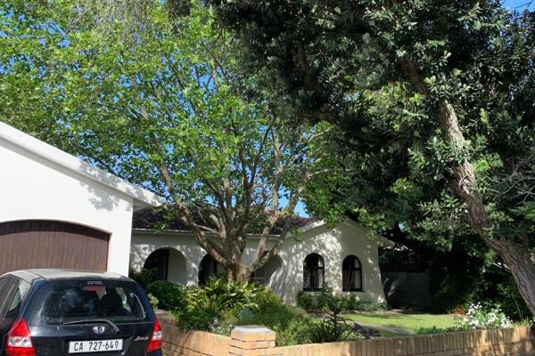 Tokai: Spacious Furnished Family home to let.
Short-term (3 to 6 month) let available ...