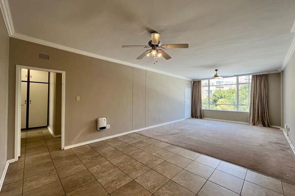 Looking for a warm, spacious, apartment close to the Killarney Mall? Look no further ...