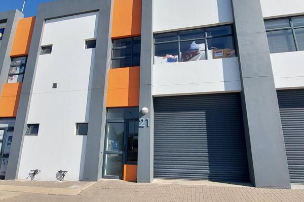 This mini unit is ideally situated along a busy road in Spartan, Kempton Park..Based in secure Industrial park with 24 hr security. ...