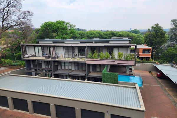 This one-bedroom apartment at 6 Bompas Street is a rare find in one of Johannesburg&#39;s most prestigious neighborhoods. 

Nestled in ...