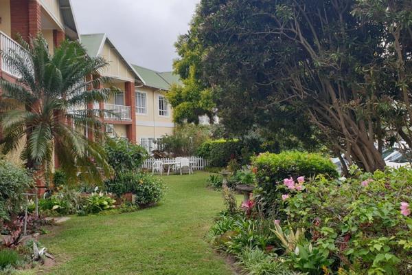 RIDGEWOOD RETIREMENT VILLAGE - OVER 50&#39;s LIFESTYLE ESTATE, MOUNT EDGECOMBE
Immaculate 1 bedroom apartment. 
Bedroom has a spacious ...