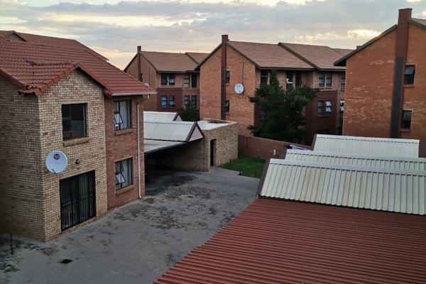 Make the smart move today.
Rent from huurkor!
The TWO BEDROOM APARTMENT  is situated in SAMRAND AVENUE , CENTURION 
Located close to ...