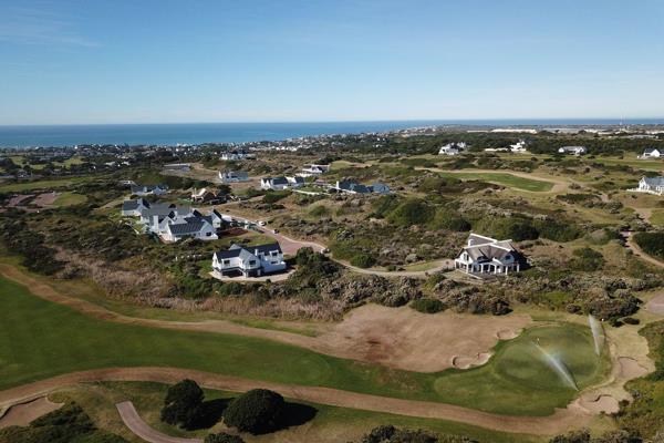 An exceptional opportunity awaits the discerning investor in the distinguished golf ...