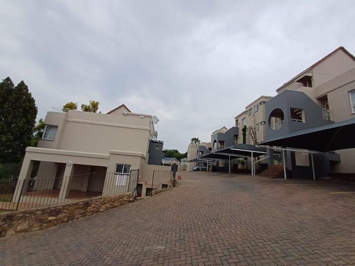 2 Bedroom Apartment / flat for sale in Ridgeway - P24-113441662