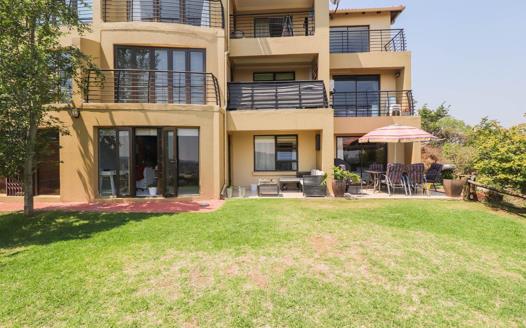 3 Bedroom Apartment / Flat for sale in Bassonia Rock